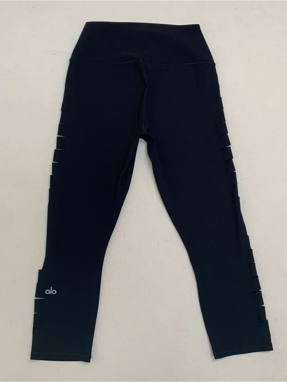 ALO YOGA High Waist Slice Cutout Cropped Leggings Black Airbrush Distressed Sz S